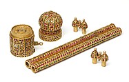 Pen Case and Inkwell (davat-i daulat), Gold, inlaid with diamonds, rubies, and emeralds